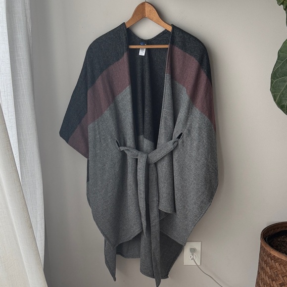 Apt 9 Oversized Colorblock Cozy Shawl Wrap Belted Poncho - Picture 3 of 7